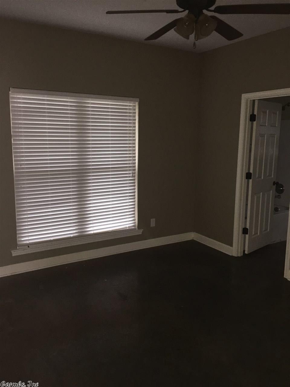 2020 Johnston, Conway, AR 72034 photo 3