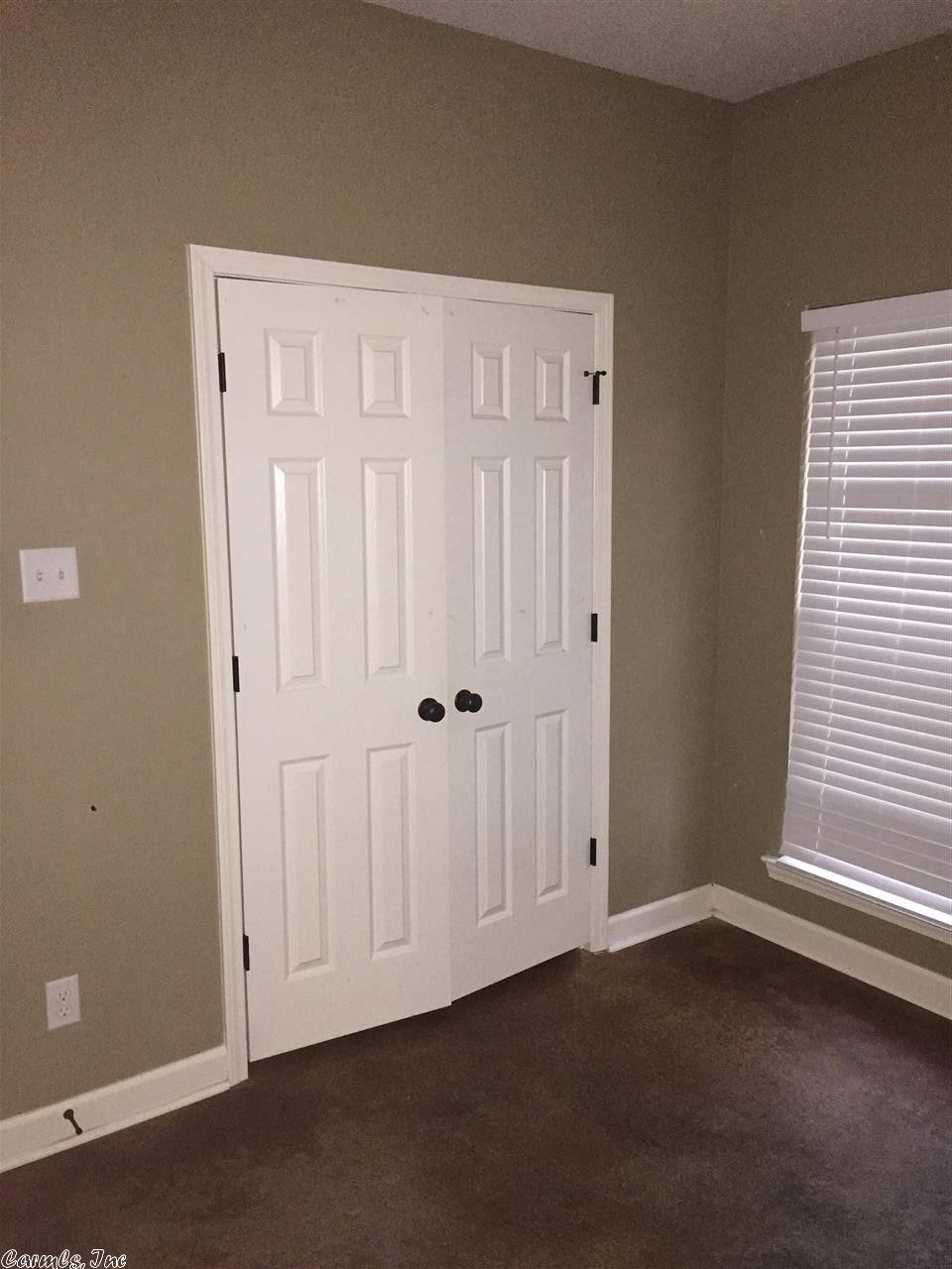 2020 Johnston, Conway, AR 72034 photo 9