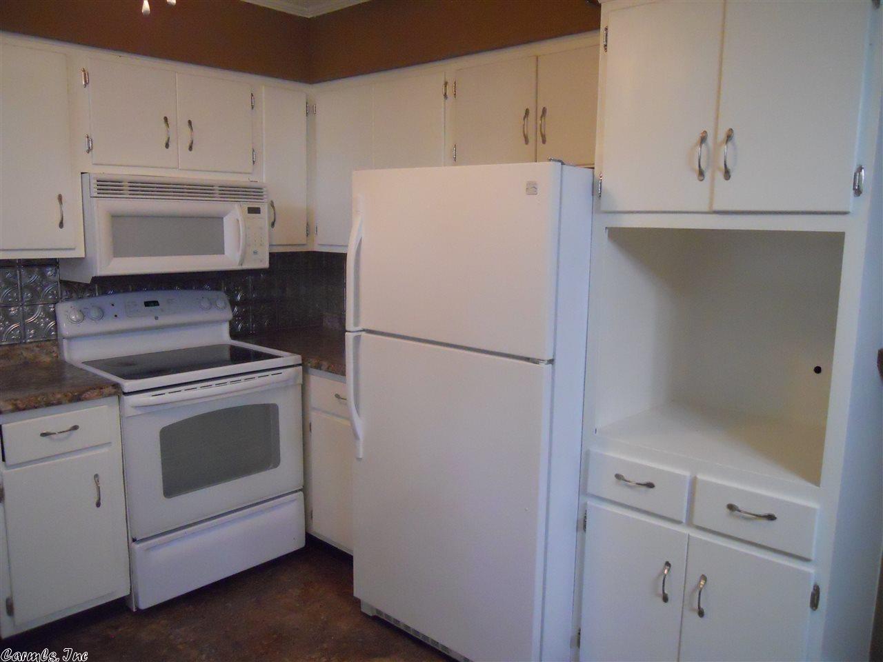 421 E 2nd, Lonoke, AR 72086 photo 11