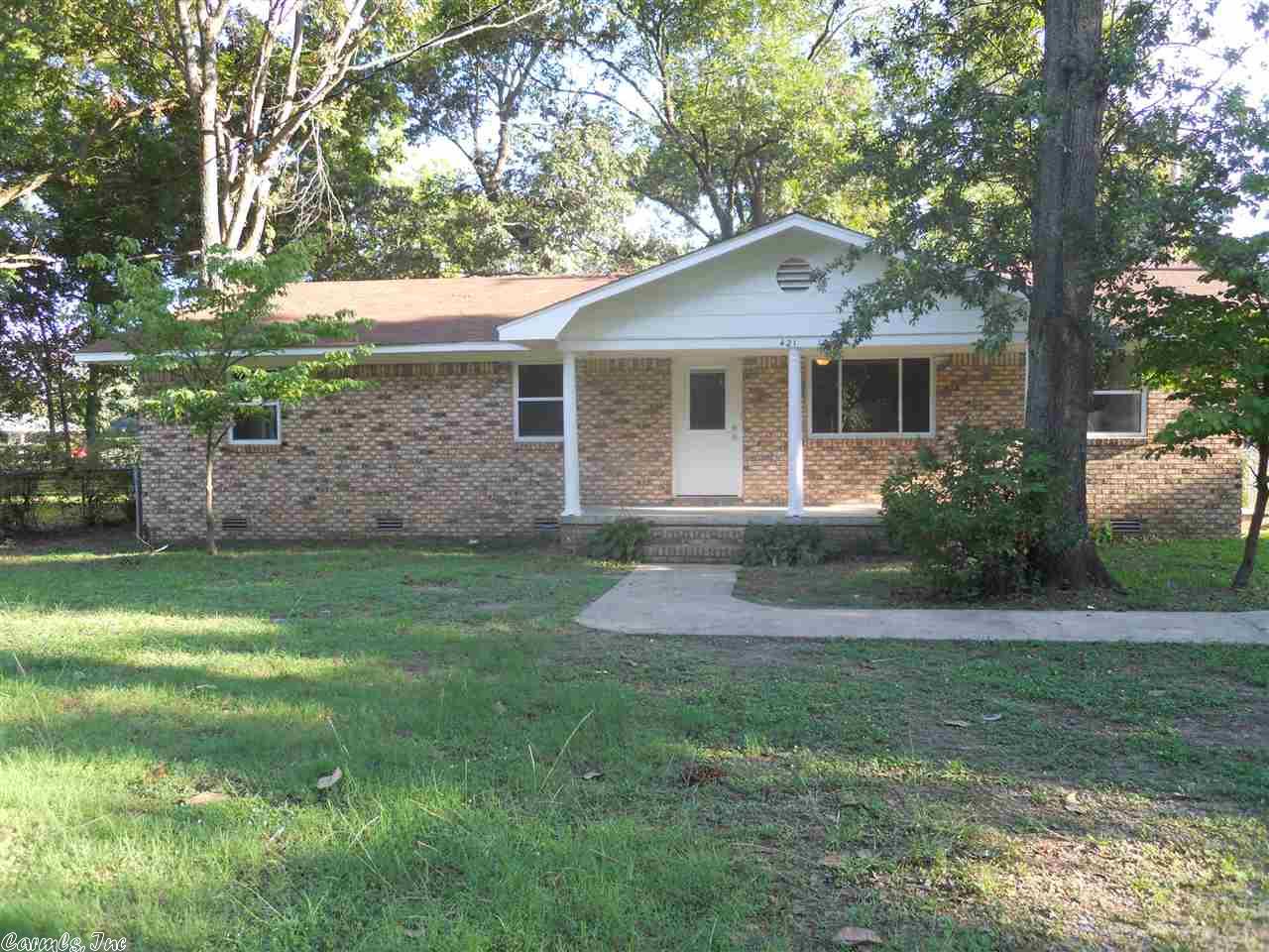 421 E 2nd, Lonoke, AR 72086 photo 1