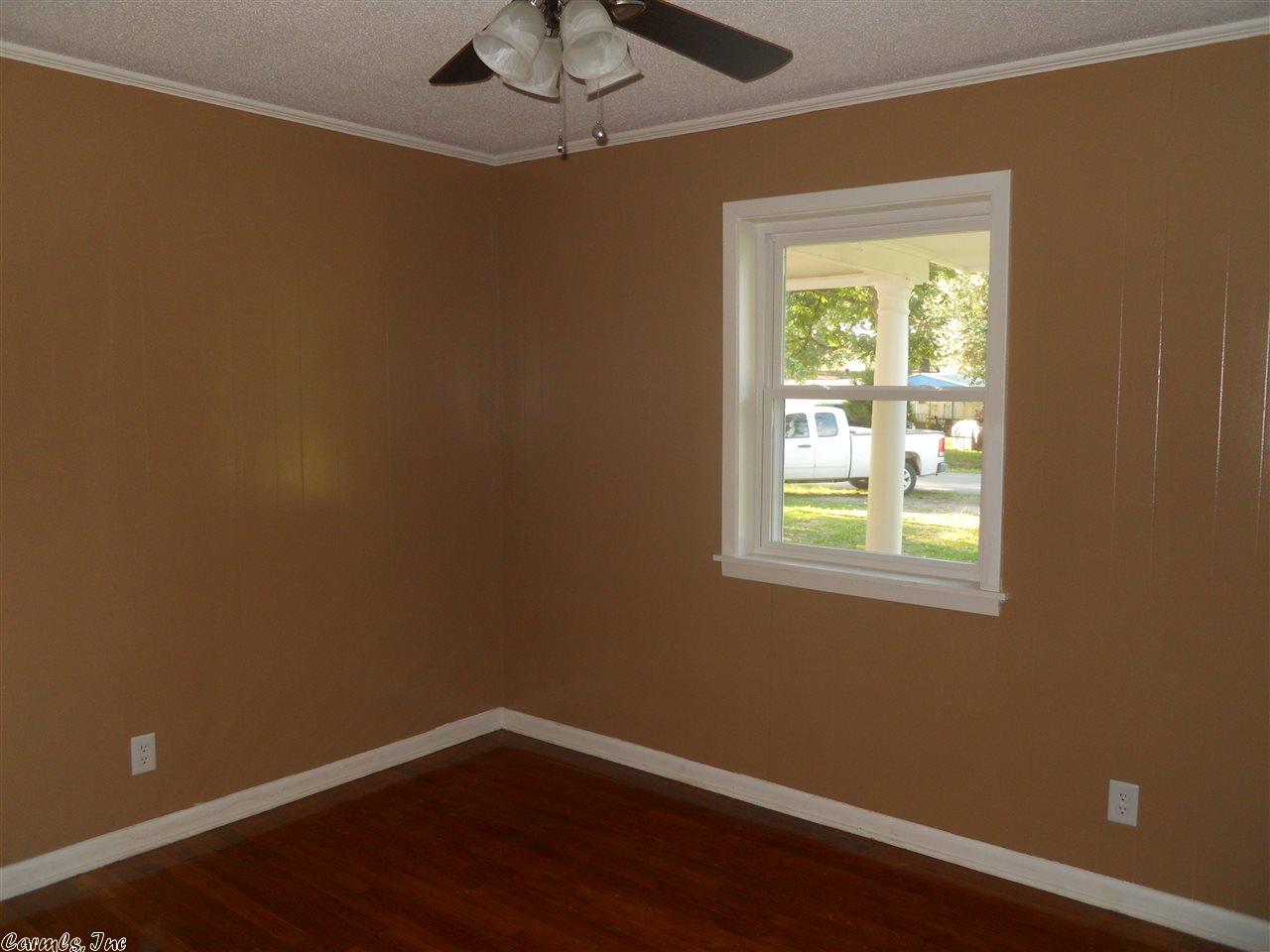 421 E 2nd, Lonoke, AR 72086 photo 17