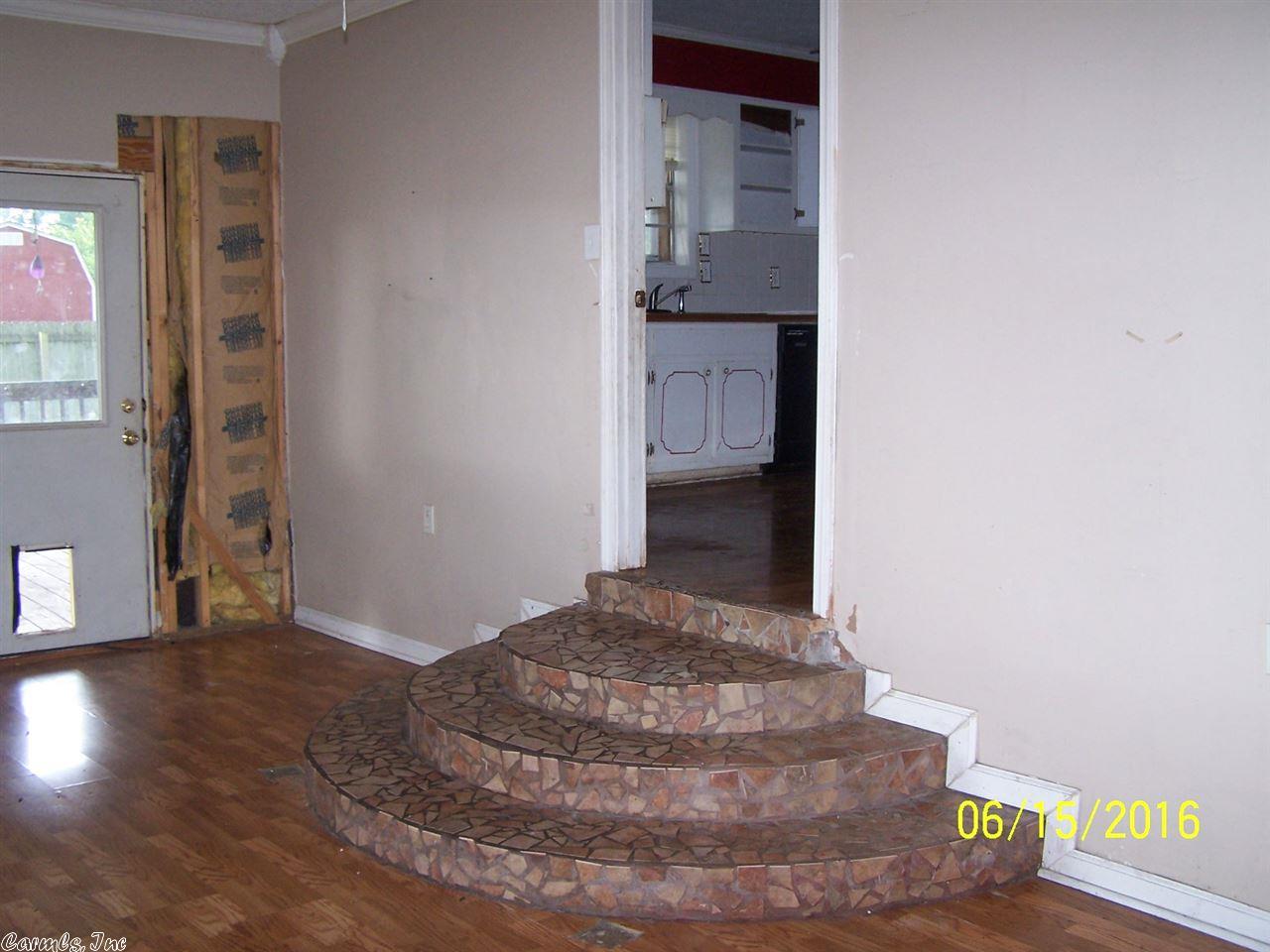 501 7th, Marked Tree, AR 72365 photo 5