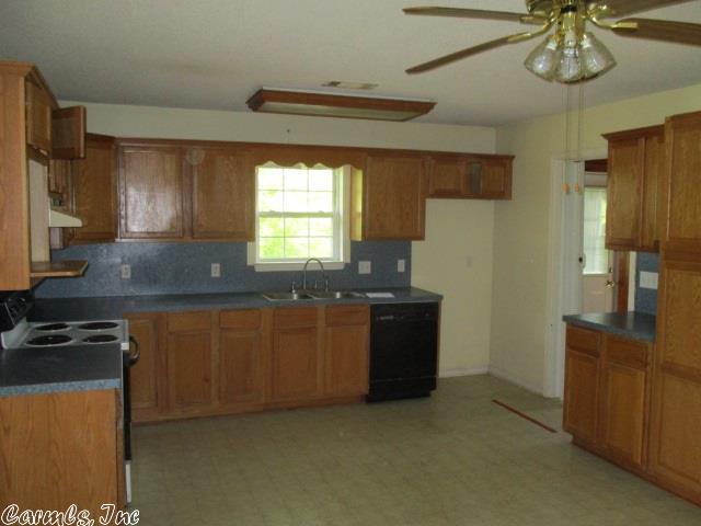 8801 Sinor, Mabelvale, AR 72103 photo 6