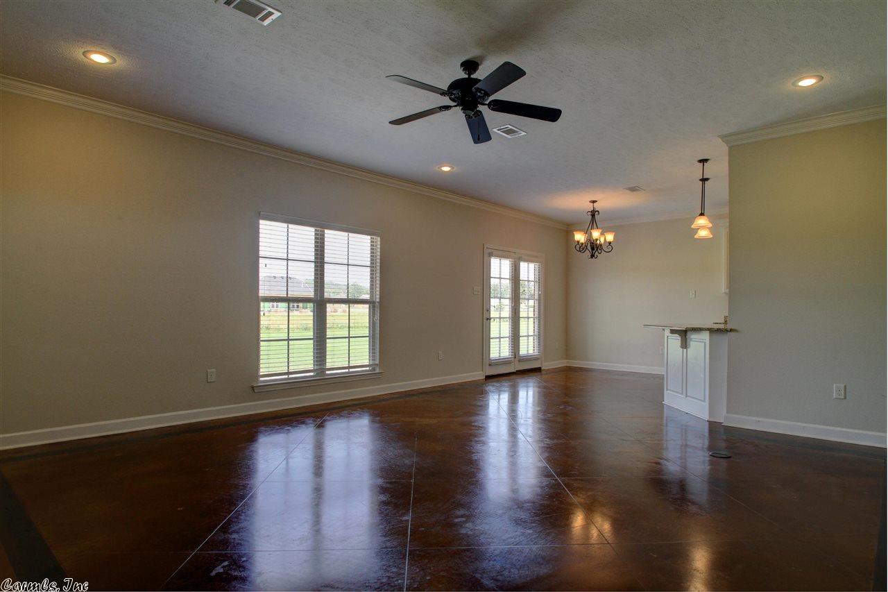 125 Four Winds, Conway, AR 72034 photo 4