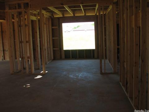 1325 E Cadron Gap Rd, Conway, AR 72032 photo 4