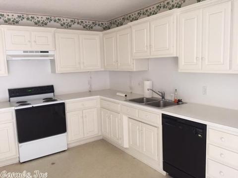 19 Summerset, Pine Bluff, AR 71603 photo 2