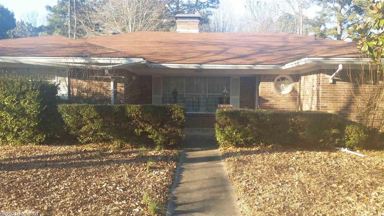 2305 Forest Knl, Pine Bluff, AR 71603 photo 1