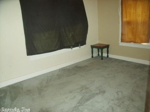 421 8th St, Mountain Home, AR 72653 photo 5