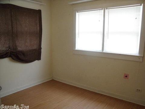 421 8th St, Mountain Home, AR 72653 photo 7