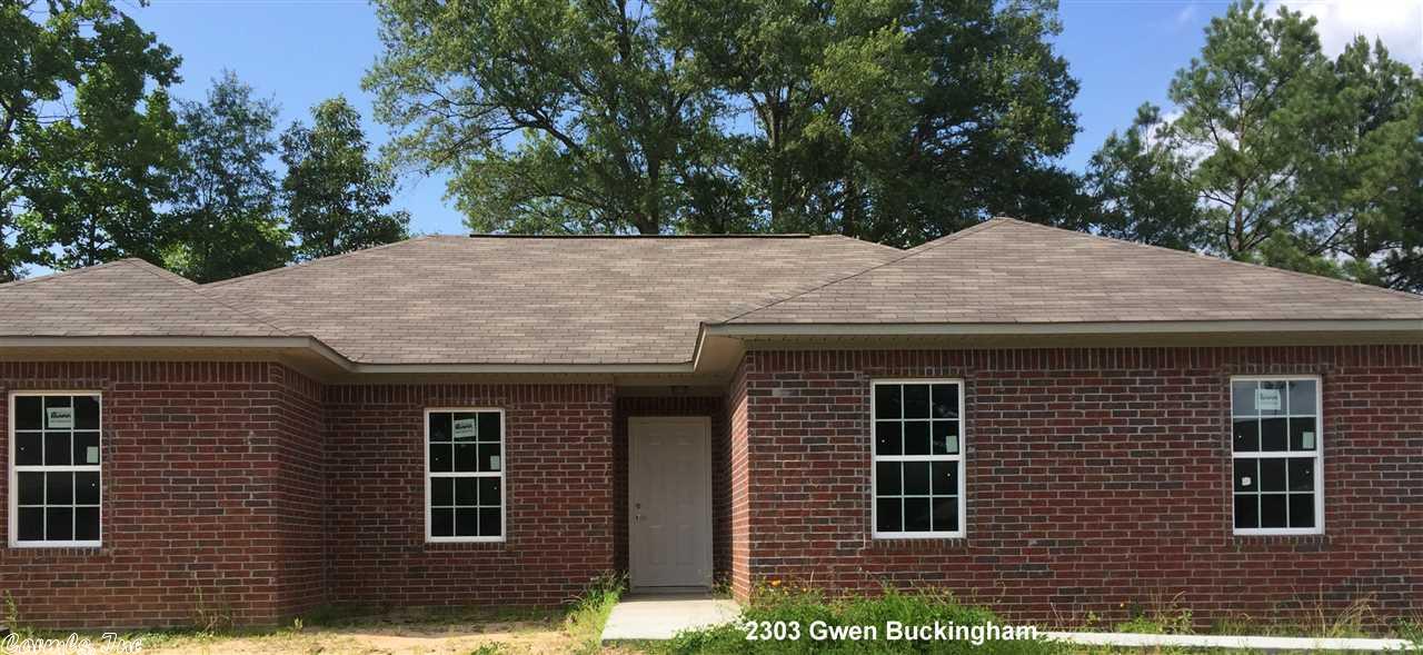 2303 Gwen Buckingham Dr, Pine Bluff, AR 71601 photo 1