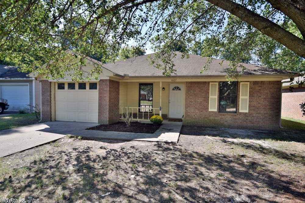1607 Rushing Cir, Conway, AR 72032 photo 3