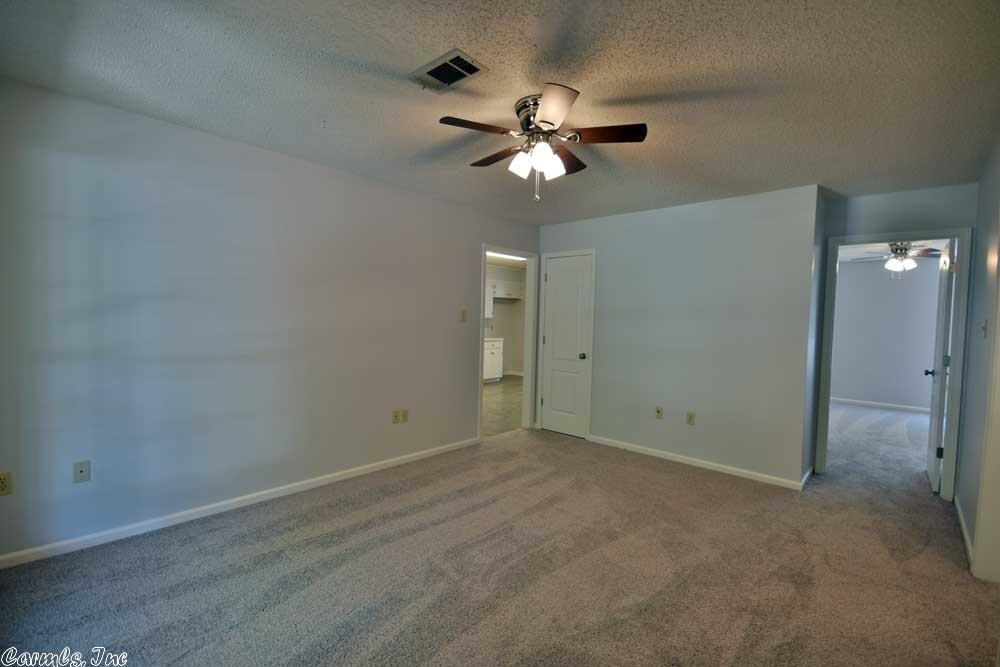 1607 Rushing Cir, Conway, AR 72032 photo 16