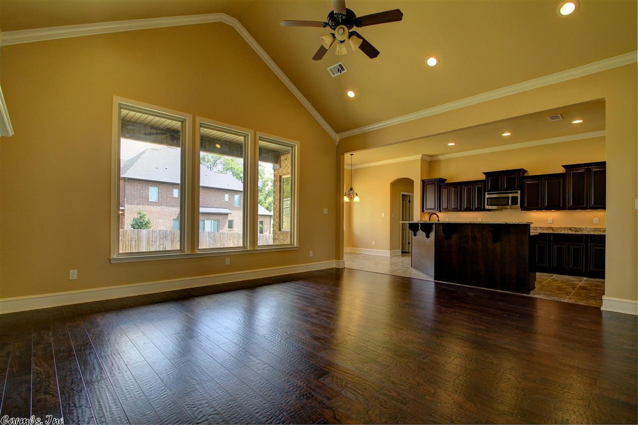 9020 Naples Cv, Benton, AR 72019 photo 13