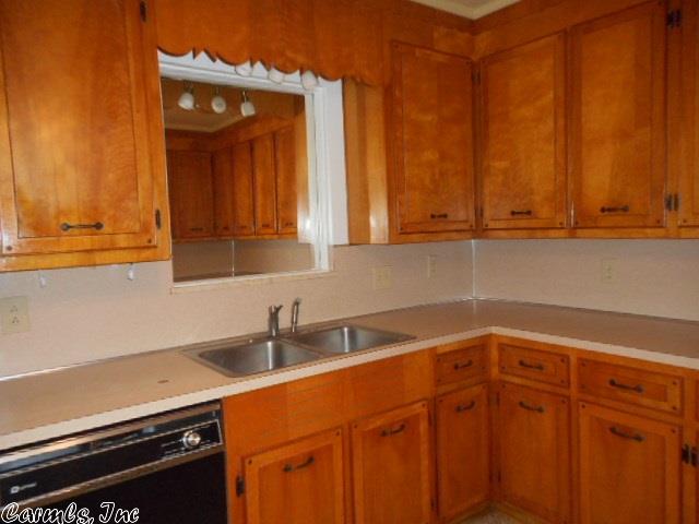 2205 40th, Pine Bluff, AR 71603 photo 16