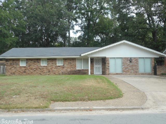 2205 40th, Pine Bluff, AR 71603 photo 1