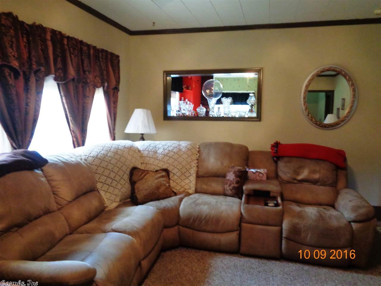 420 Velta St, Rector, AR 72461 photo 5