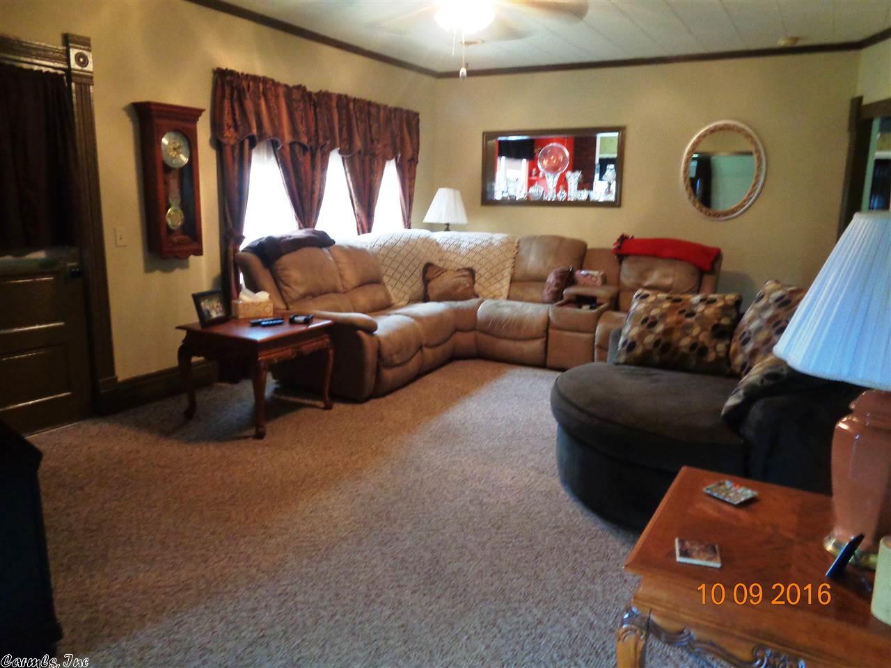 420 Velta St, Rector, AR 72461 photo 4