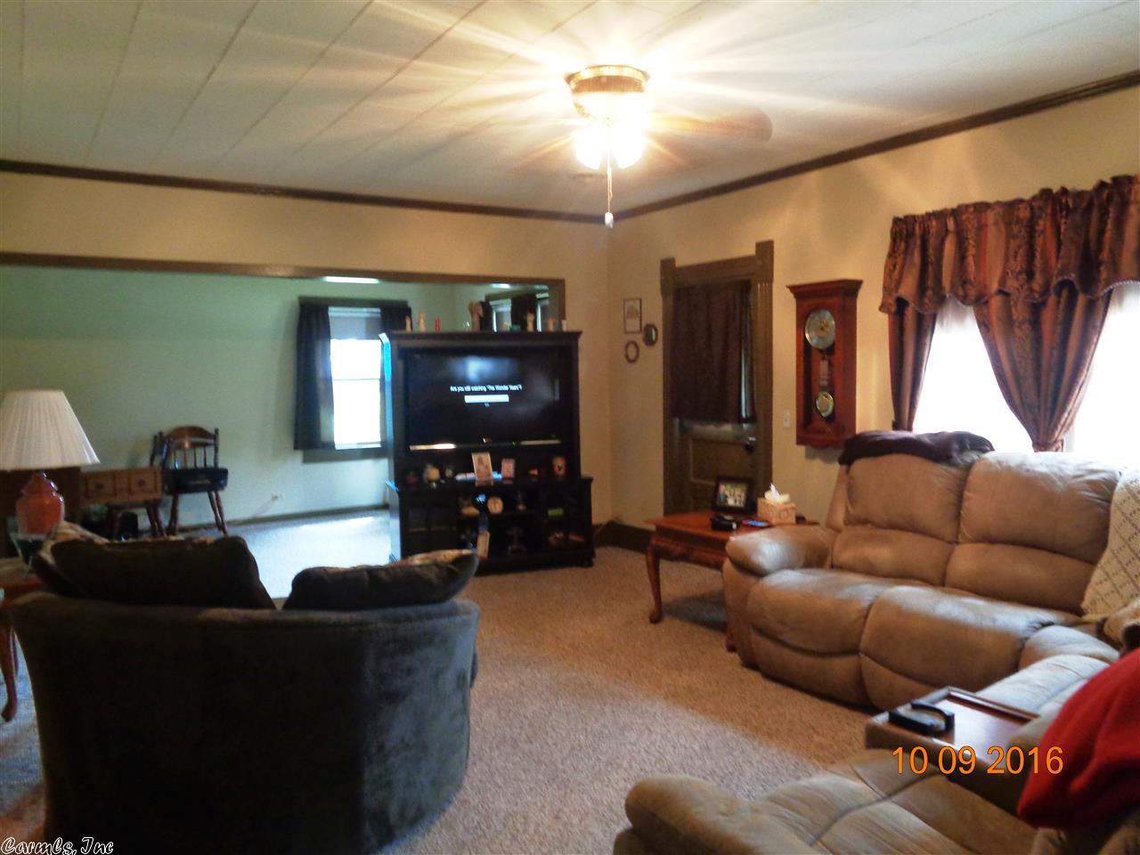 420 Velta St, Rector, AR 72461 photo 3
