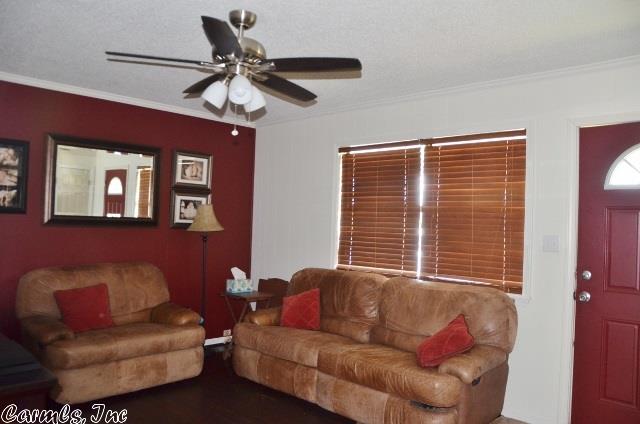 419 S Cherry St, Beebe, AR 72012 photo 3
