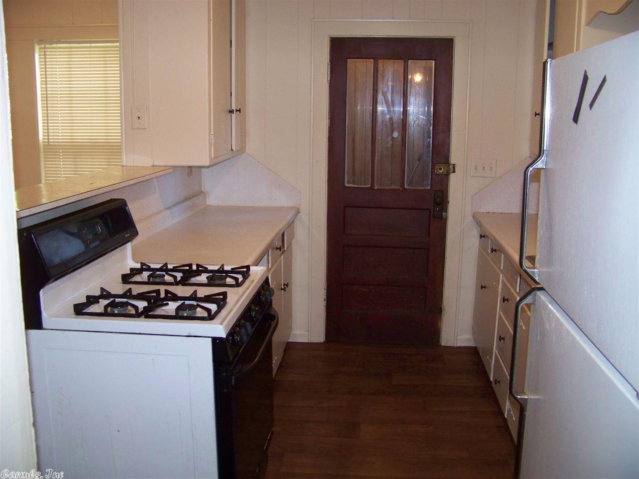 1012 Dyer, Malvern, AR 72104 photo 7