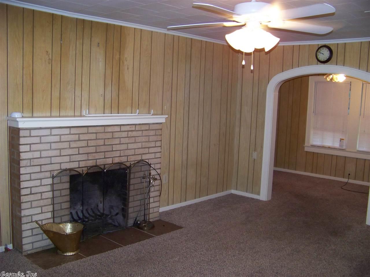 1012 Dyer, Malvern, AR 72104 photo 2