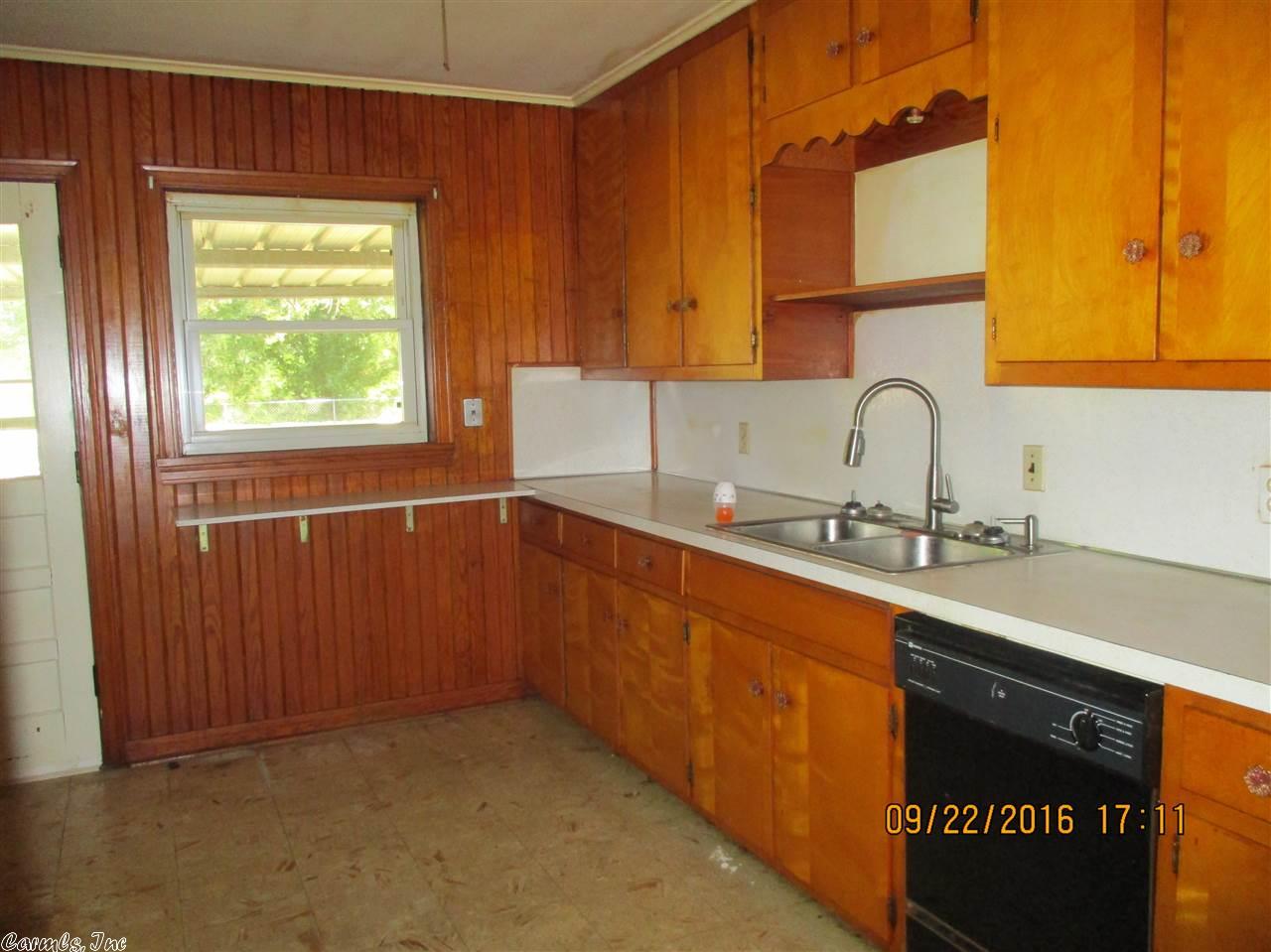 1903 Howard Dr, Pine Bluff, AR 71603 photo 6