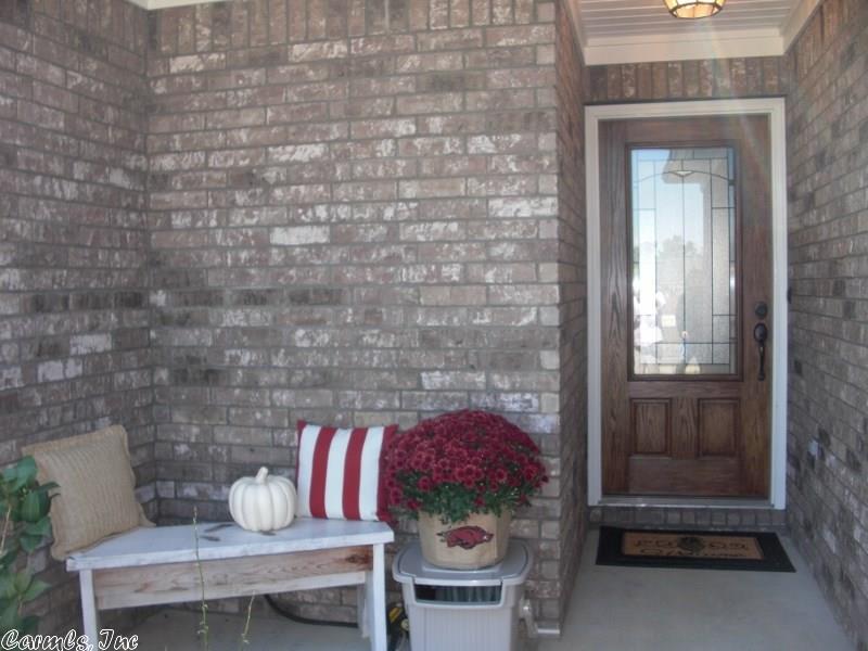2155 Spring Valley Dr, Conway, AR 72034 photo 2