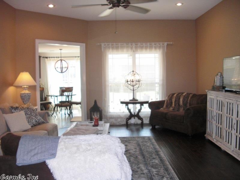 2155 Spring Valley Dr, Conway, AR 72034 photo 3