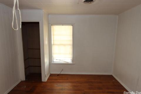328 Mitchell, Conway, AR 72034 photo 18