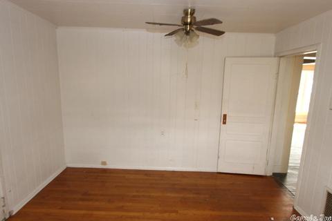 328 Mitchell, Conway, AR 72034 photo 19