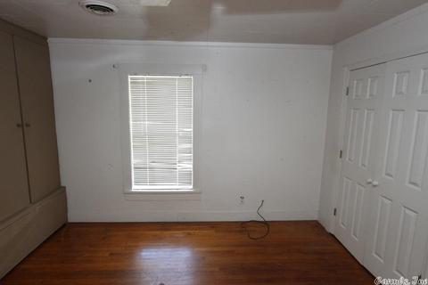 328 Mitchell, Conway, AR 72034 photo 17
