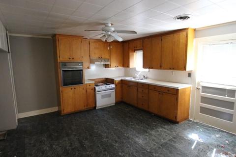 328 Mitchell, Conway, AR 72034 photo 10