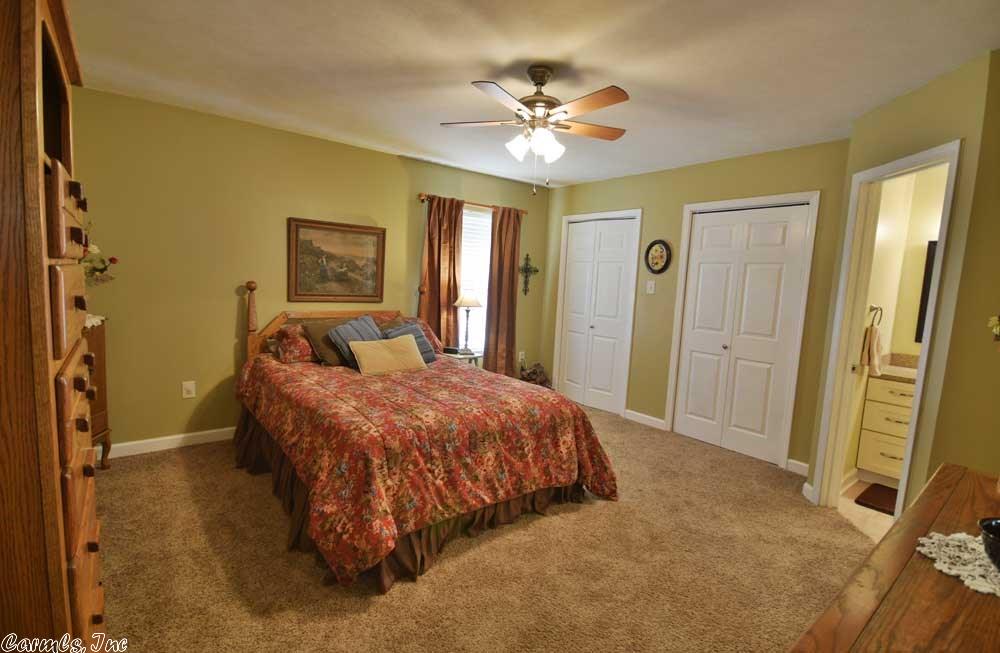 354 E German Ln, Conway, AR 72032 photo 20