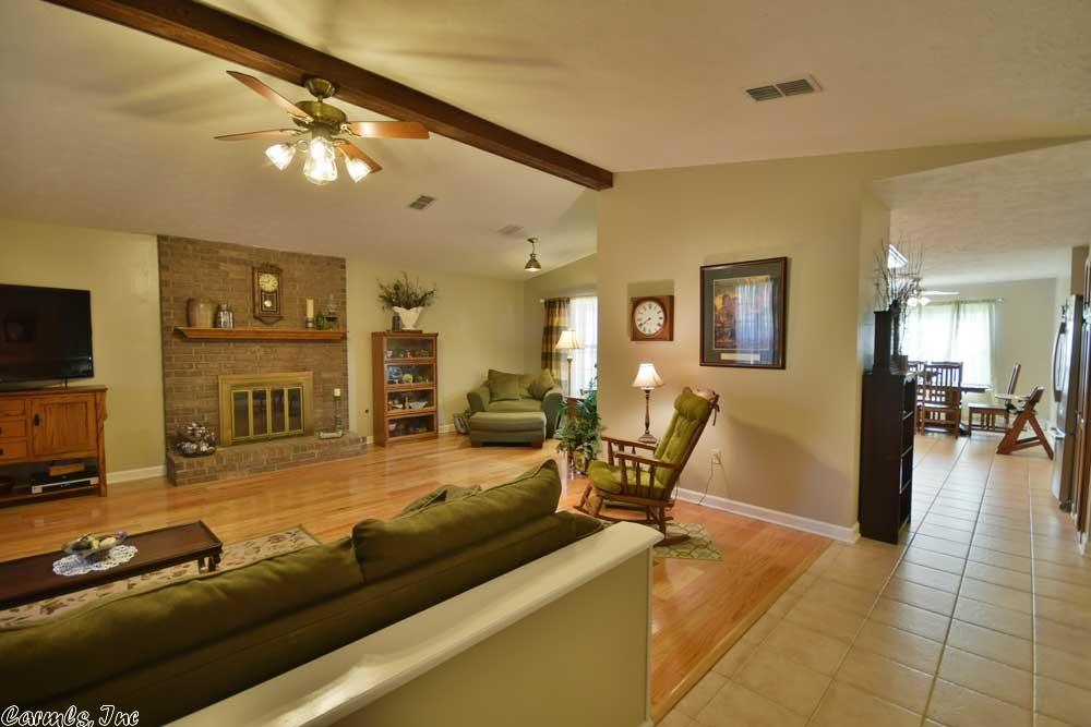 354 E German Ln, Conway, AR 72032 photo 7