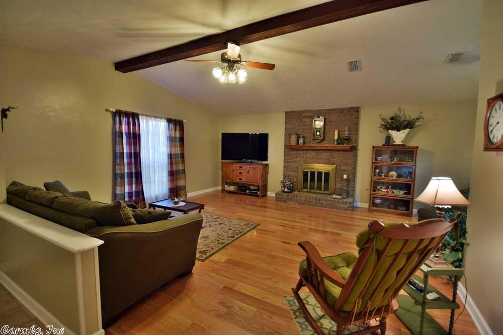 354 E German Ln, Conway, AR 72032 photo 12