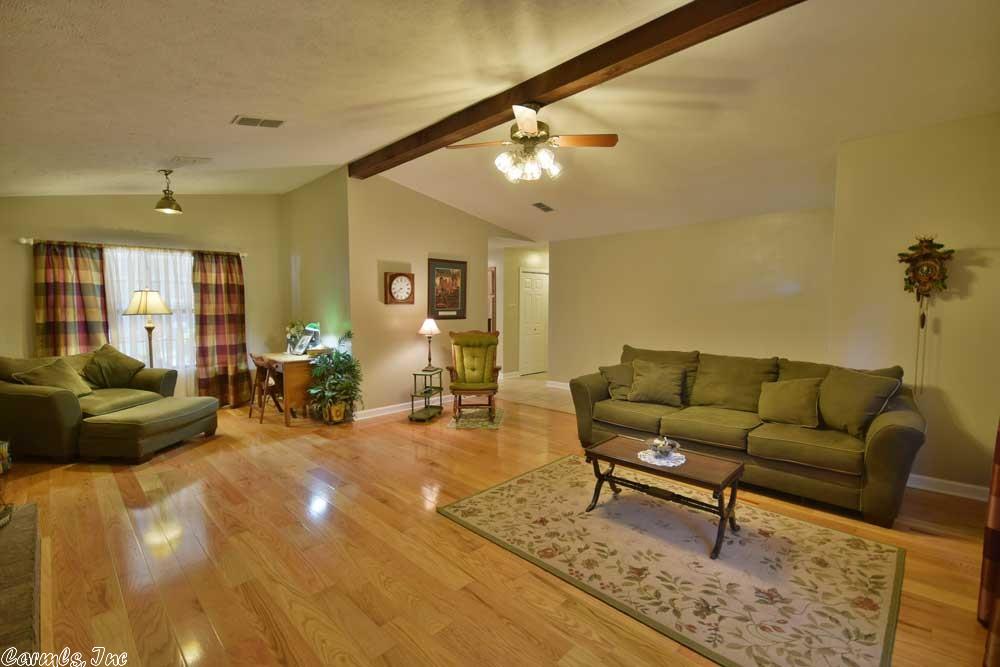 354 E German Ln, Conway, AR 72032 photo 4