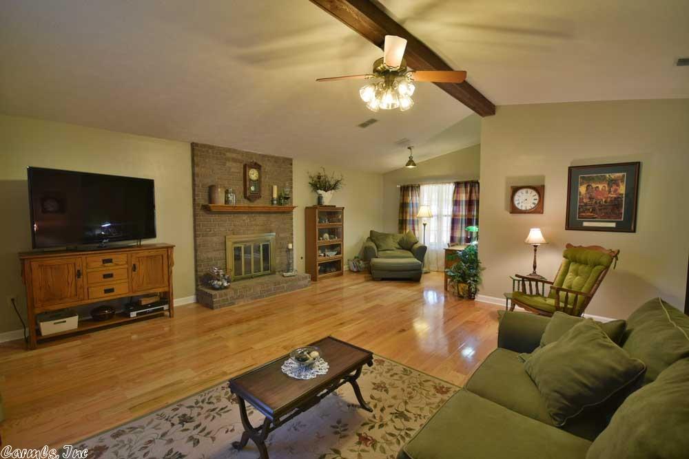 354 E German Ln, Conway, AR 72032 photo 11