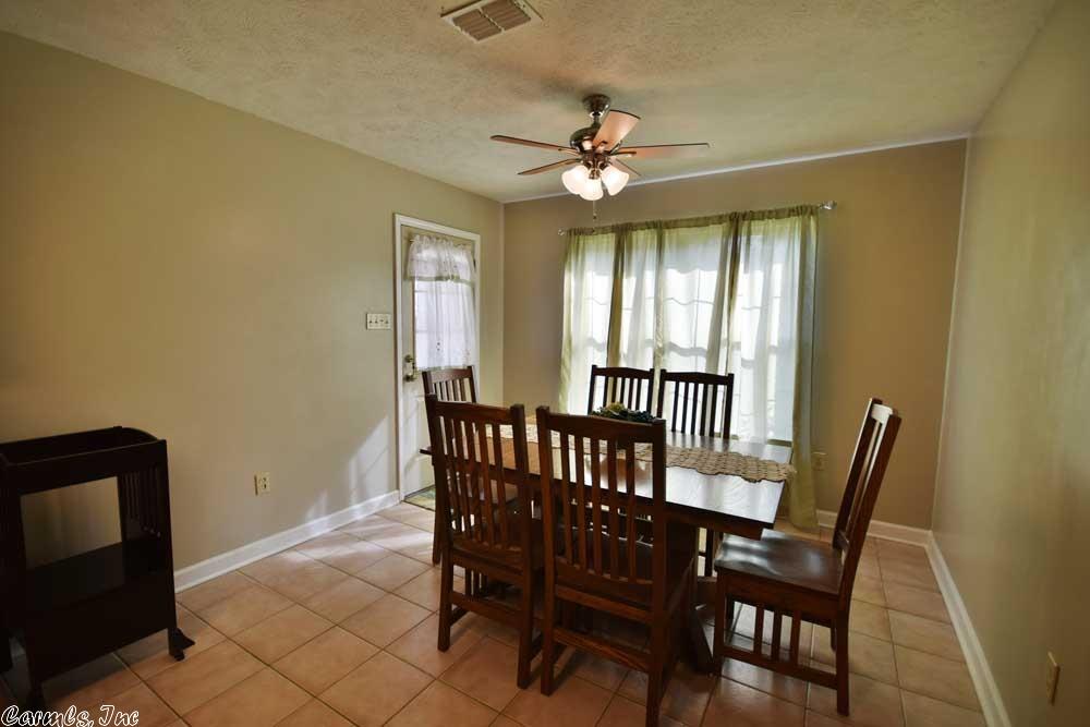 354 E German Ln, Conway, AR 72032 photo 17