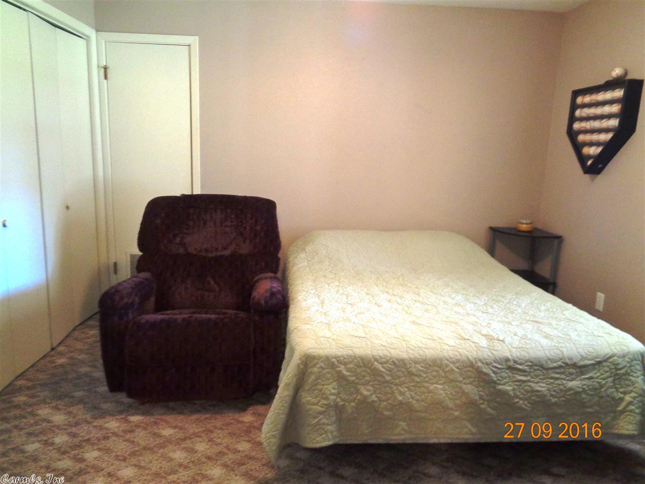 1117 W 4th St, Rector, AR 72461 photo 11