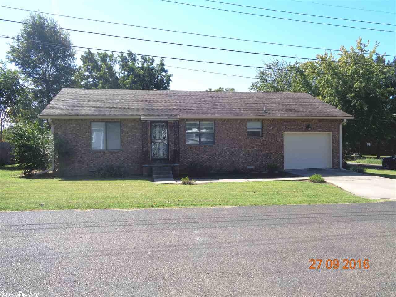 1117 W 4th St, Rector, AR 72461 photo 1