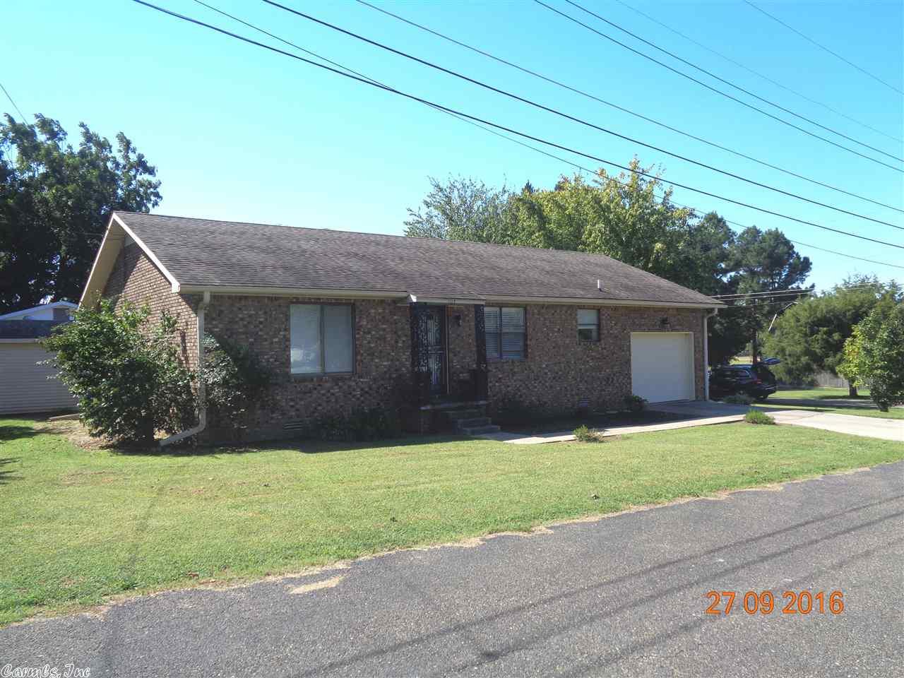 1117 W 4th St, Rector, AR 72461 photo 2