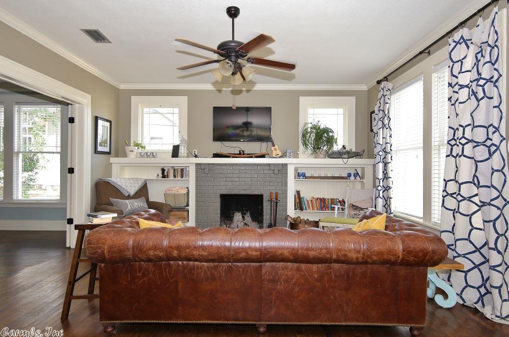 324 W Conway St, Benton, AR 72015 photo 6