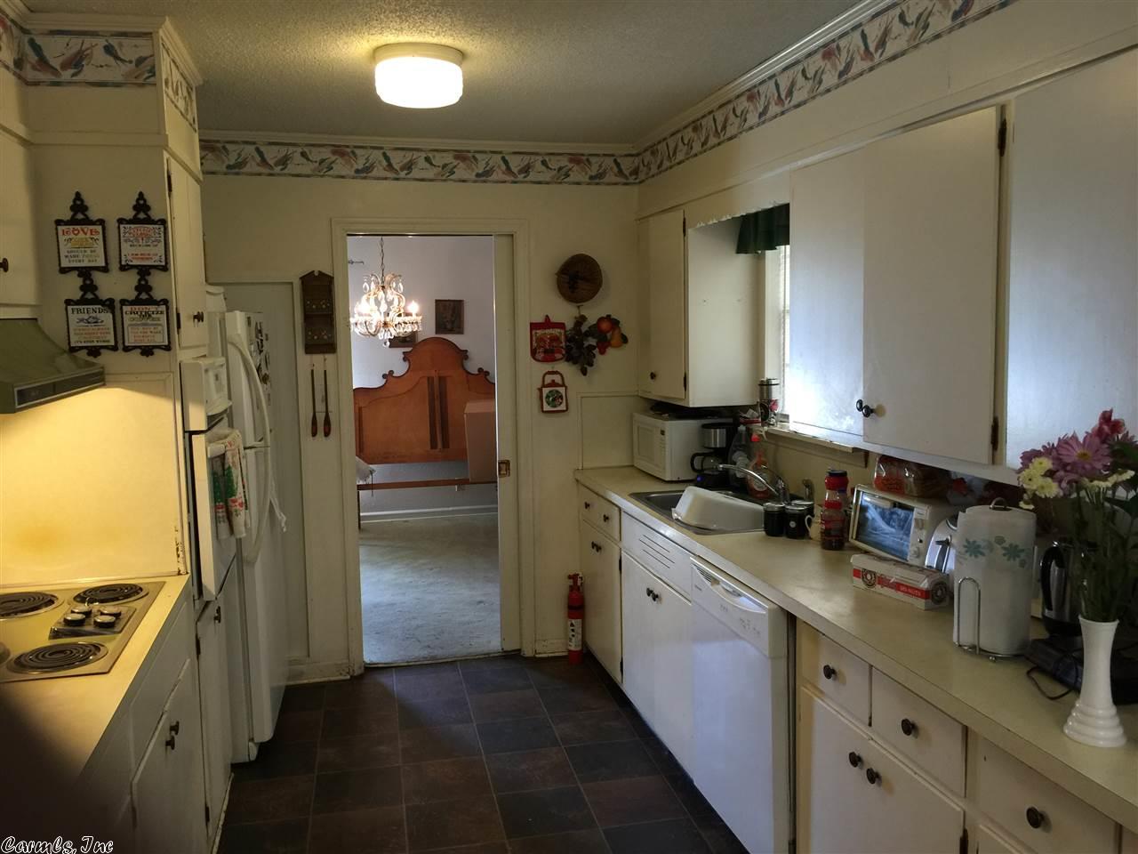 1903 Collegiate Dr, Pine Bluff, AR 71601 photo 8