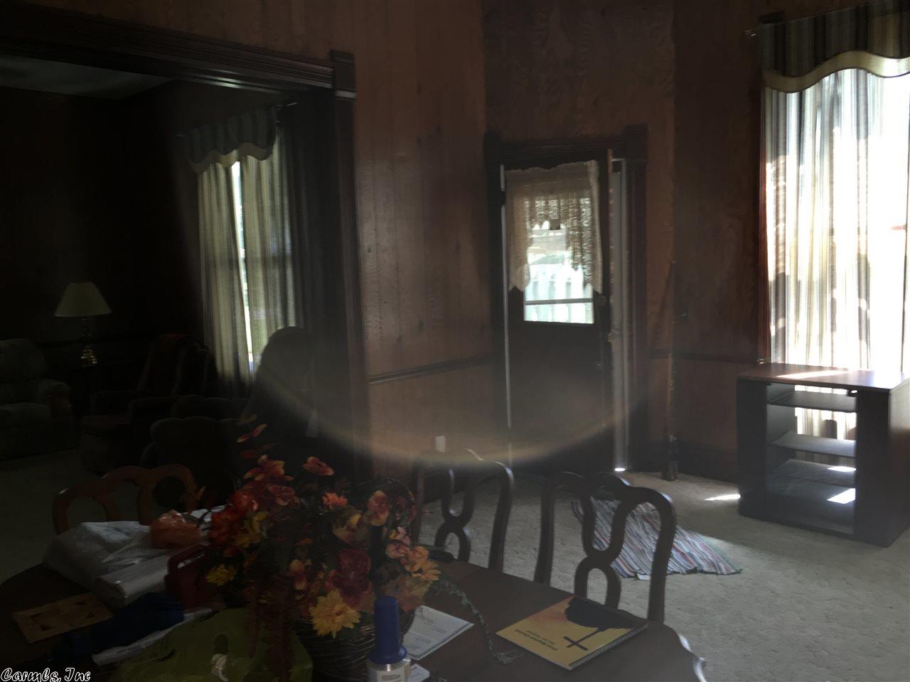411 Pike St, Des Arc, AR 72040 photo 2