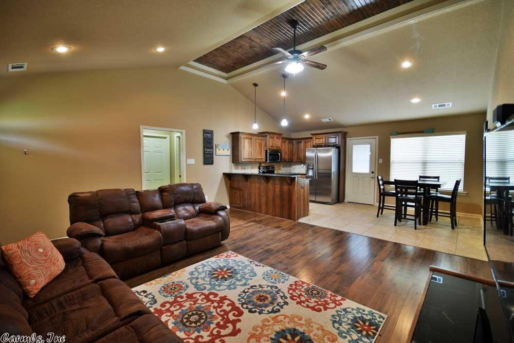 10 Jaguar Dr, Cabot, AR 72023 photo 4