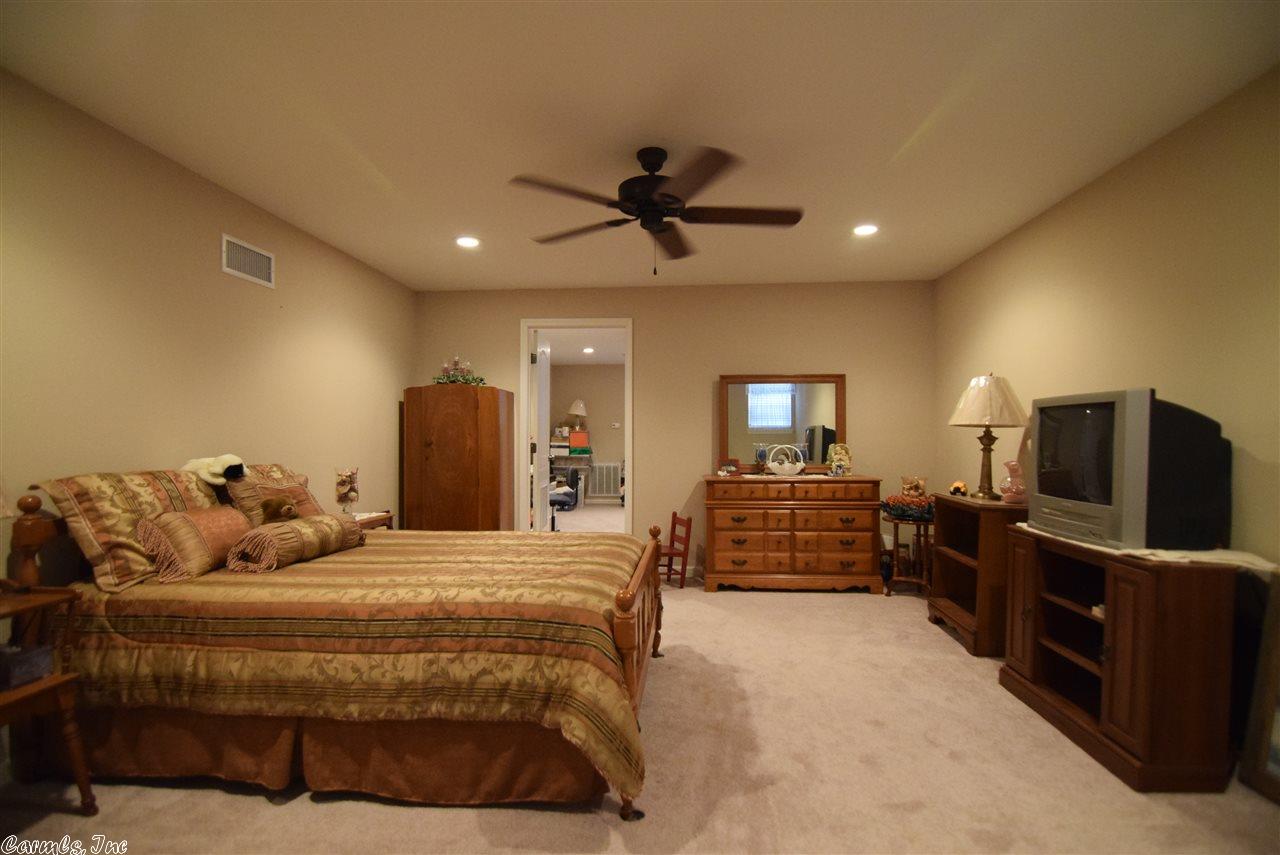 956 Kirkpatrick, Malvern, AR 72104 photo 33