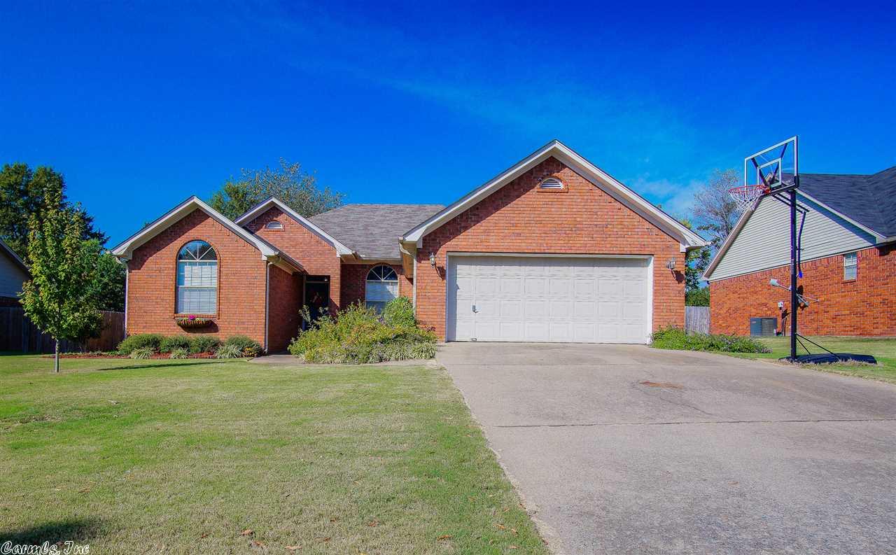 877 Heather Cir, Conway, AR 72034 photo 1