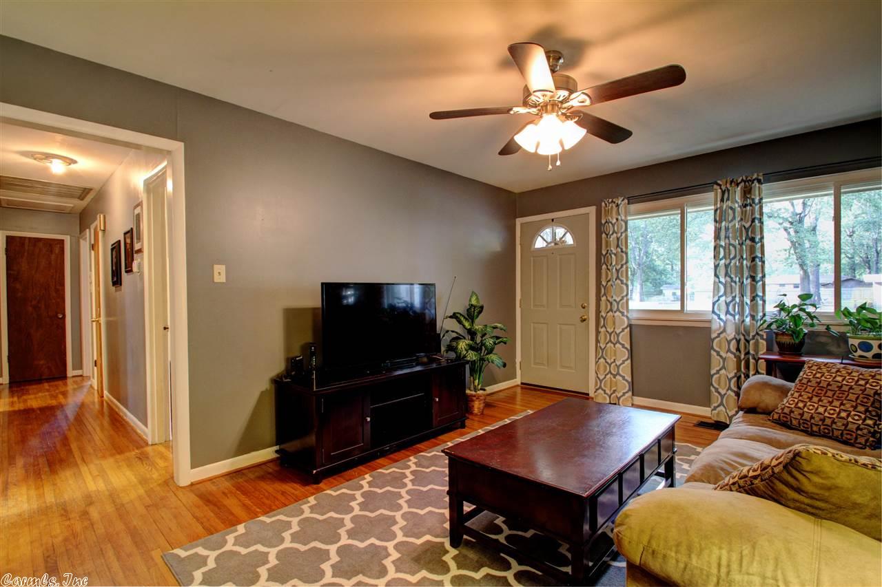 206 SE 2nd St, Bryant, AR 72022 photo 5