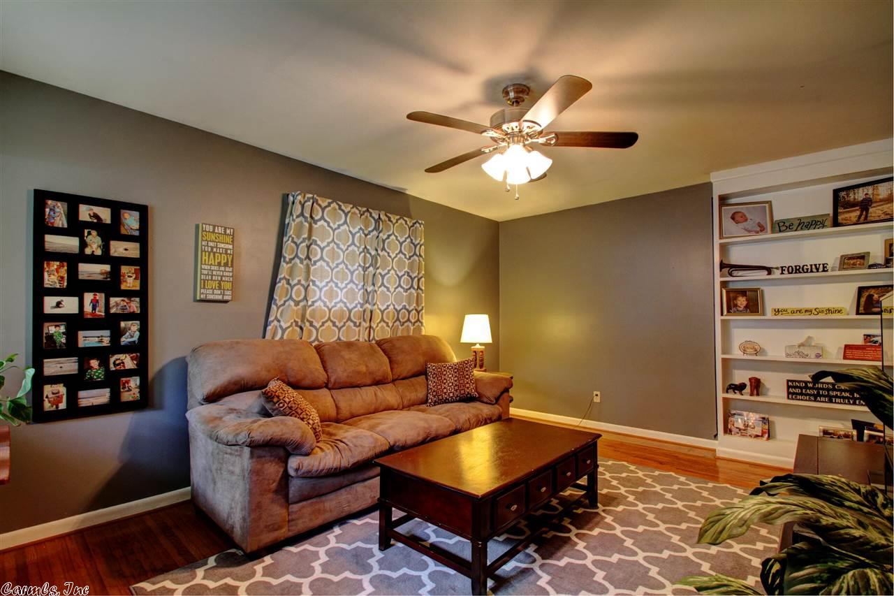 206 SE 2nd St, Bryant, AR 72022 photo 8