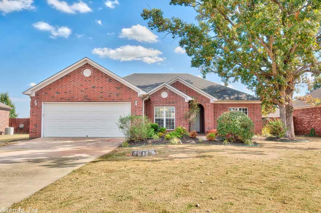 1620 Hosta, Conway, AR 72034 photo 1